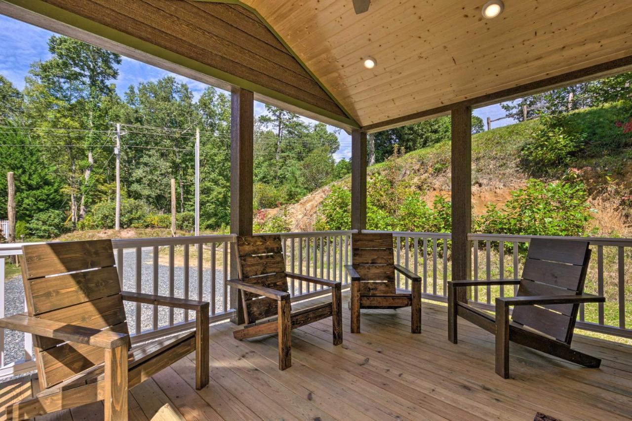 Quaint Mtn Cabin Tiny Living Near Big Adventure Brevard Exterior foto